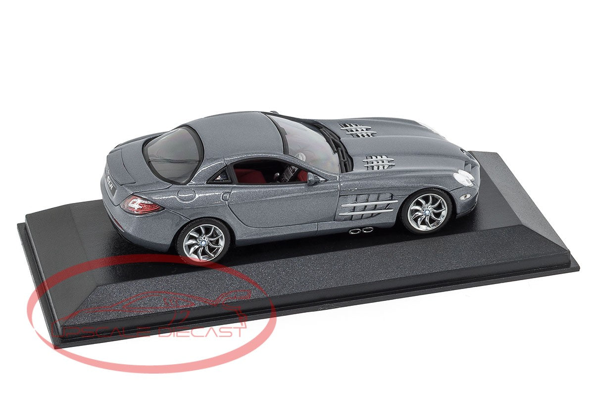 Minichamps 1:43 Mercedes Benz SLR McLaren image 1