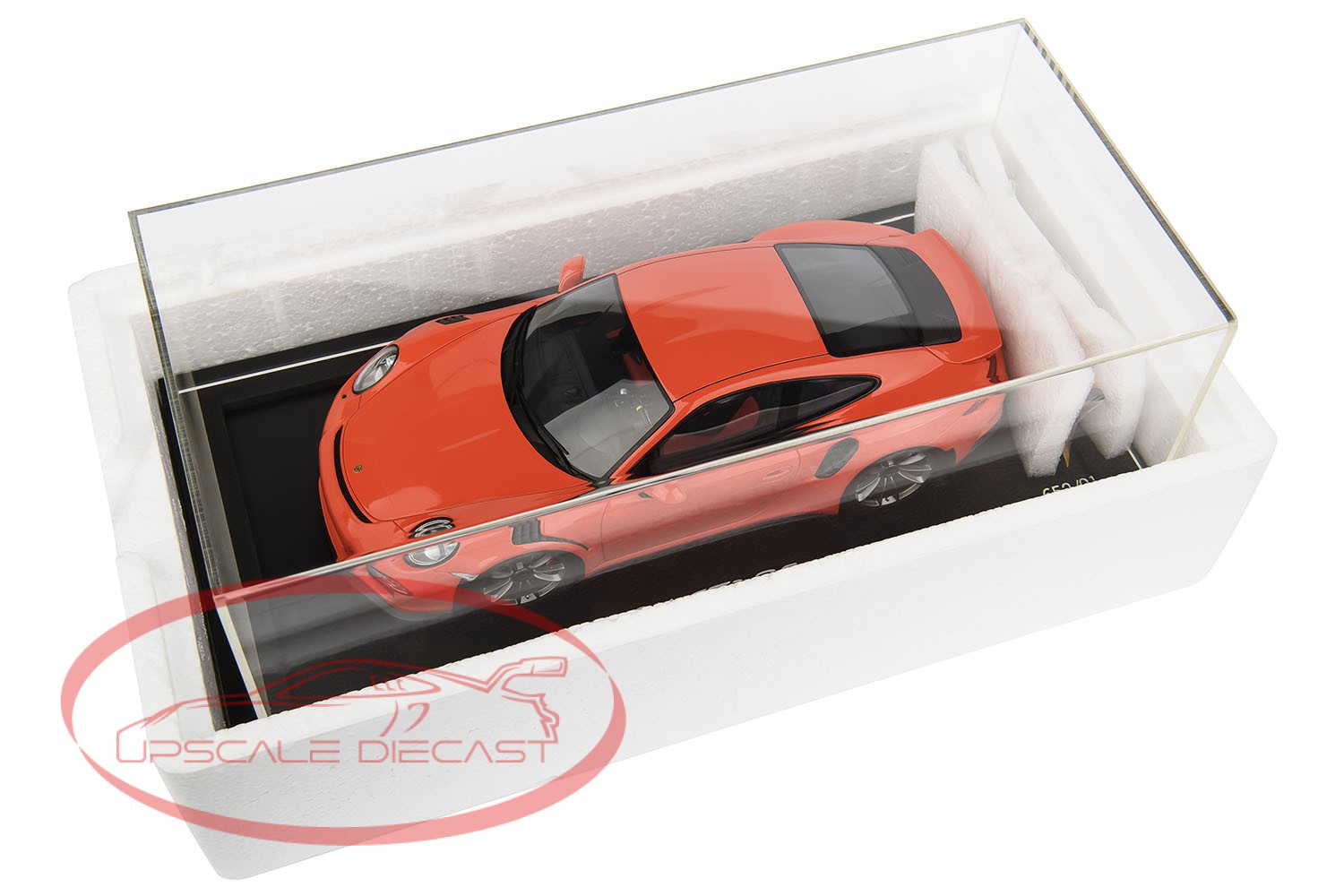 Spark 1:18 Porsche 911 991.1 GT3 RS image 1