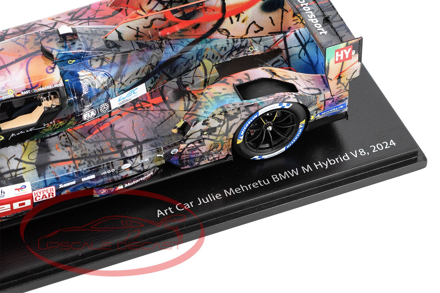 Spark 1:18 BMW M V8 Hybrid Museum Edition image 2