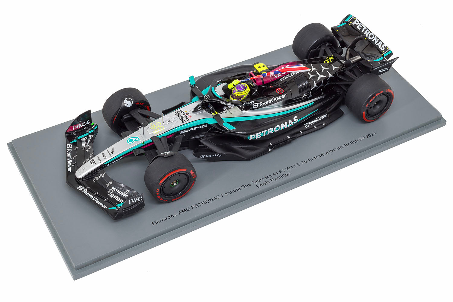 Spark 1:18 Mercedes AMG Formula One #44 Hamilton image 2