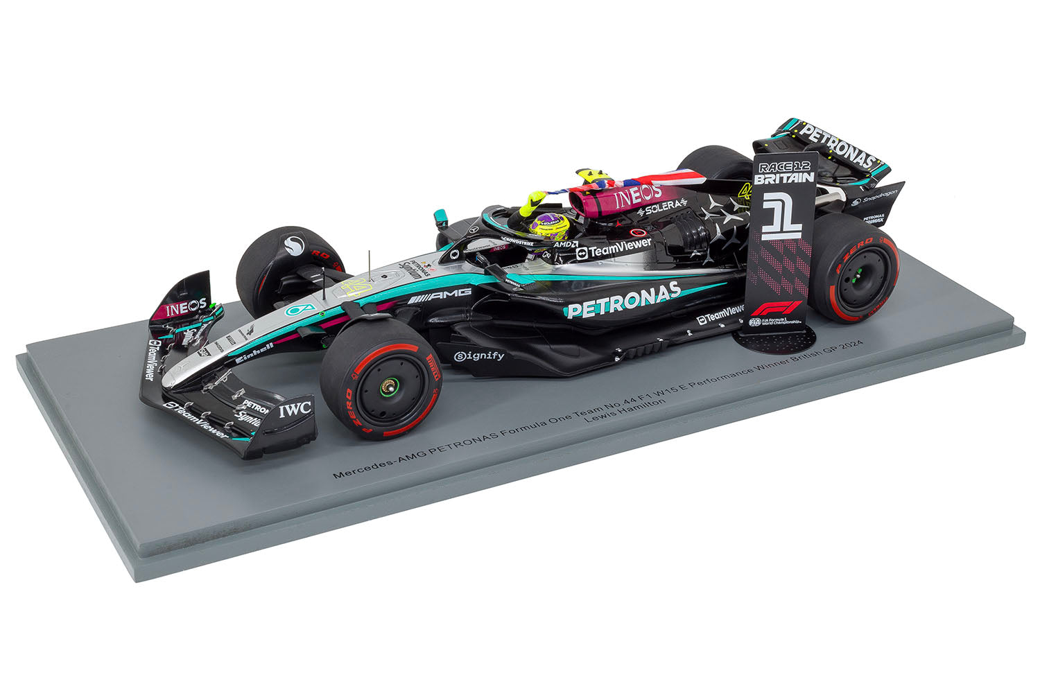 Spark 1:18 Mercedes AMG Formula One #44 Hamilton image 3
