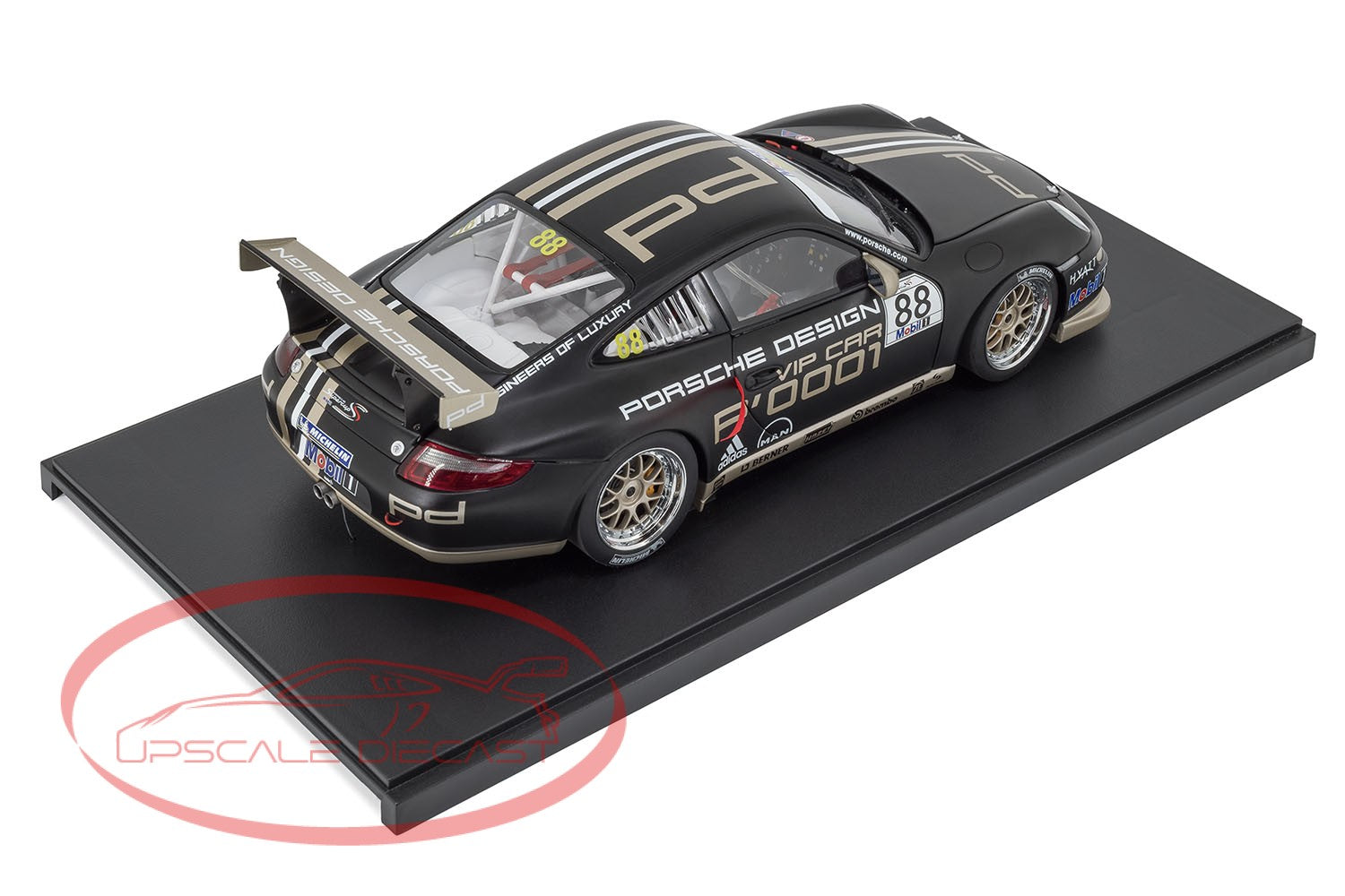 AUTOart 1:18 Porsche 997 GT3 Cup Porsche Design Livery image 1