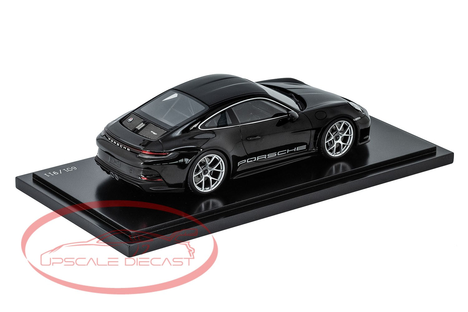 Spark 1:18 Porsche Black 911 992 S/T image 1