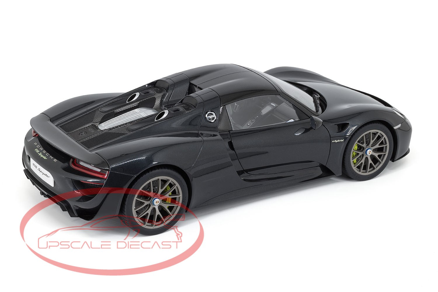 AUTOart 1:12 Porsche Black 918 Spyder image 2