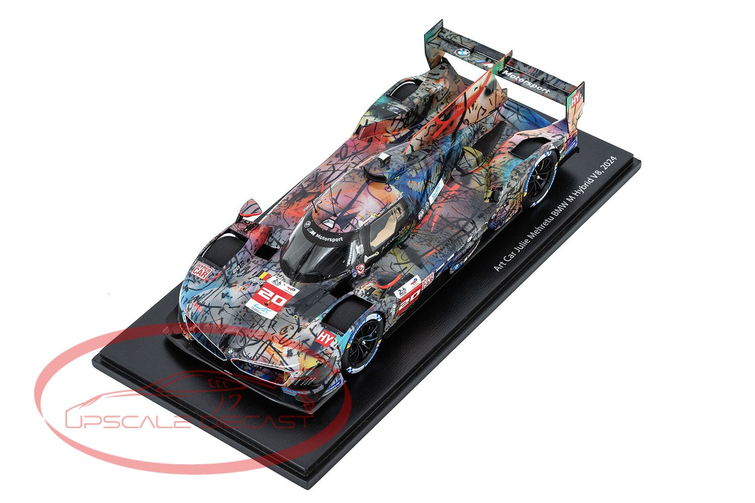 Spark 1:18 BMW M V8 Hybrid Museum Edition image 3