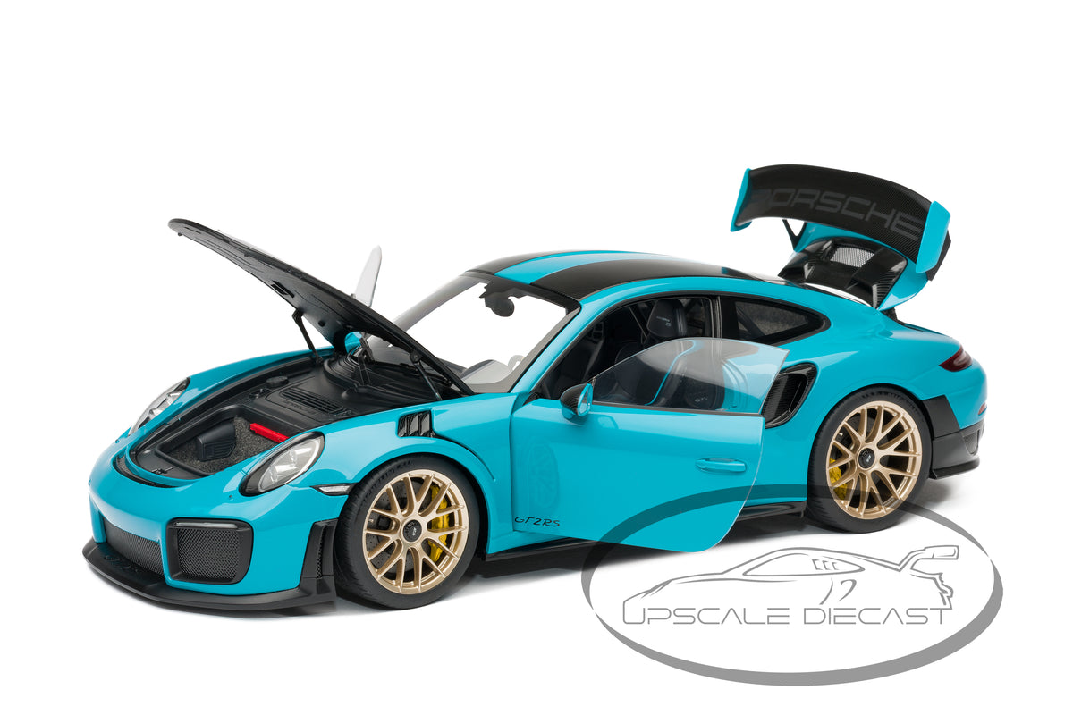 Auto Art 1:18 Porsche 991 GT2 RS Weissach Miami Blue