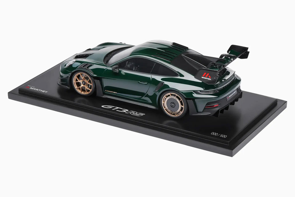 Spark 1:18 Porsche 911 992 GT3 RS Manthey Brewster Green