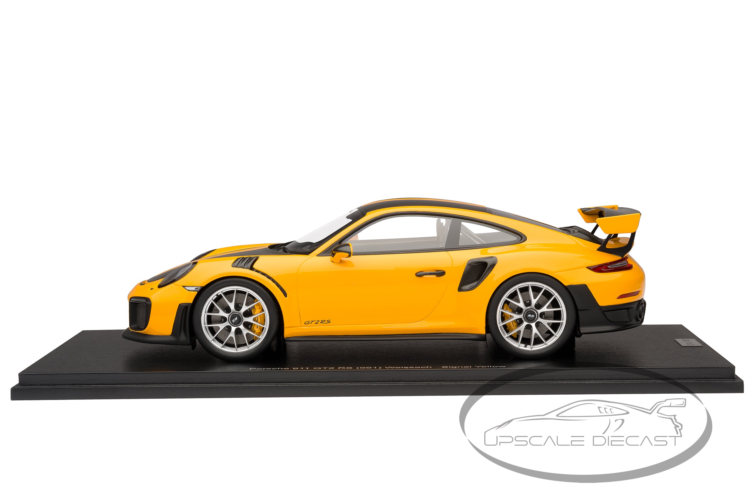 Spark 1:18 Porsche 991 911 GT2 RS Weissach Signal Yellow – Upscale