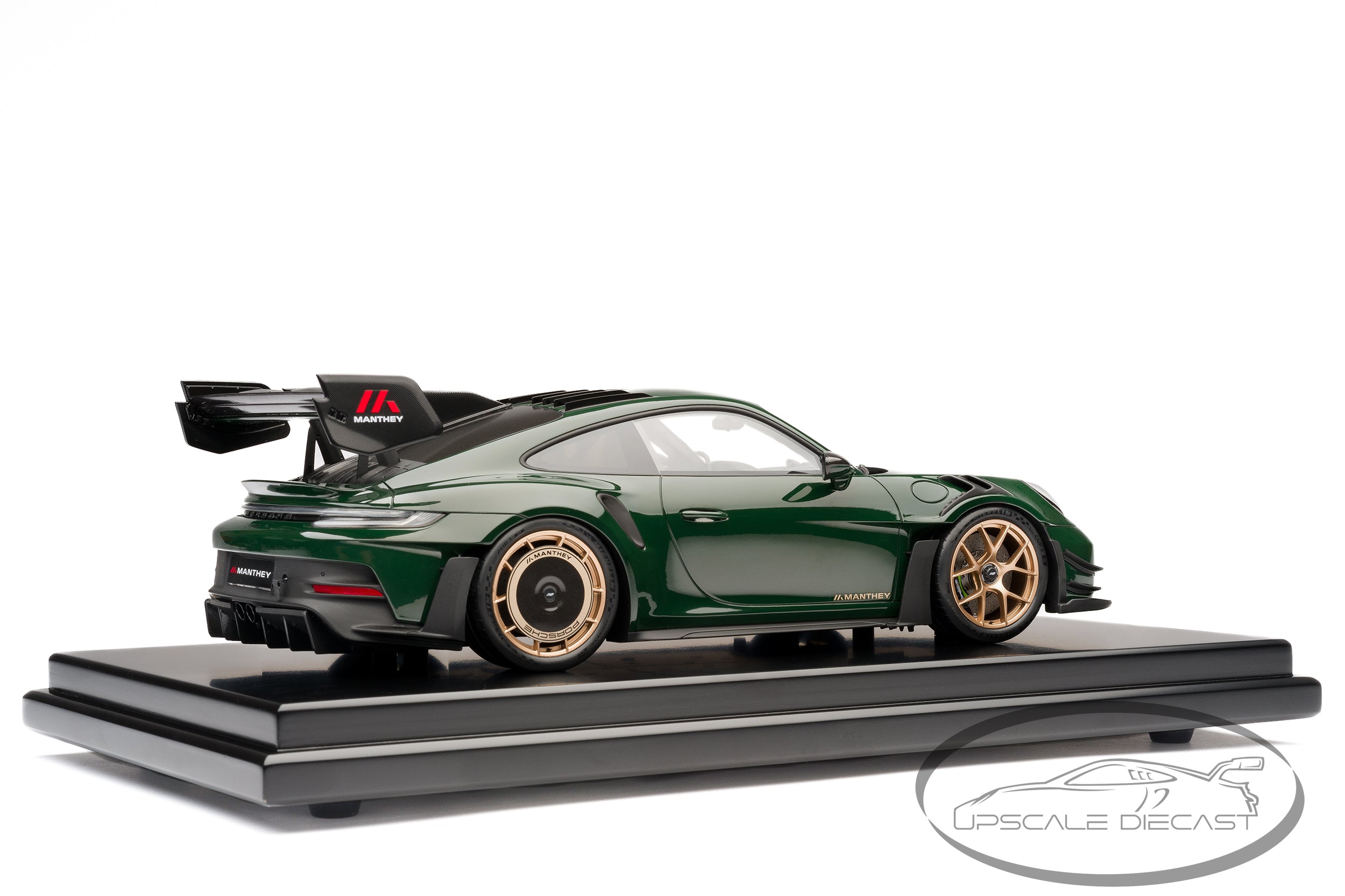 Spark 1:12 Porsche 911 GT3 RS 992 Manthey Kit Brewster Green
