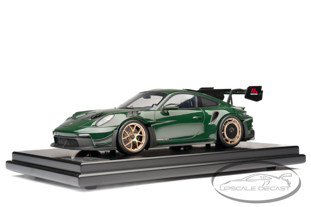 Spark 1:12 Porsche 911 GT3 RS 992 Manthey Kit Brewster Green