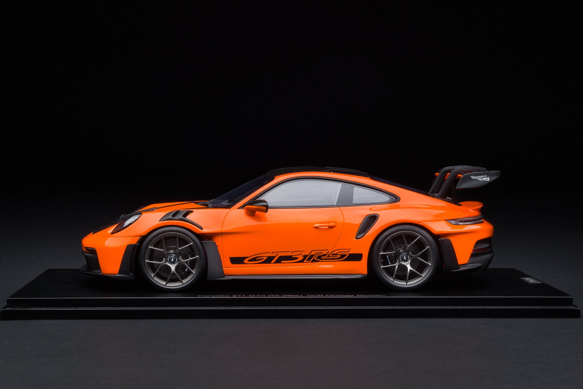 Spark 1:18 Porsche 911 GT3 RS Gulf Orange – Upscale Diecast Exclusive