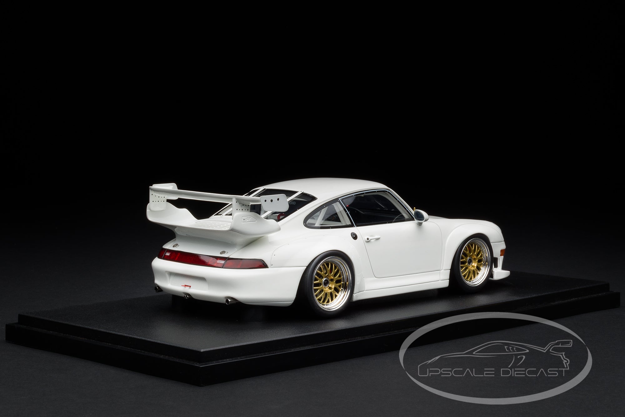 GT Spirit 1:18 Porsche 911 993 GT2 Evo 1995 Grand Prix White