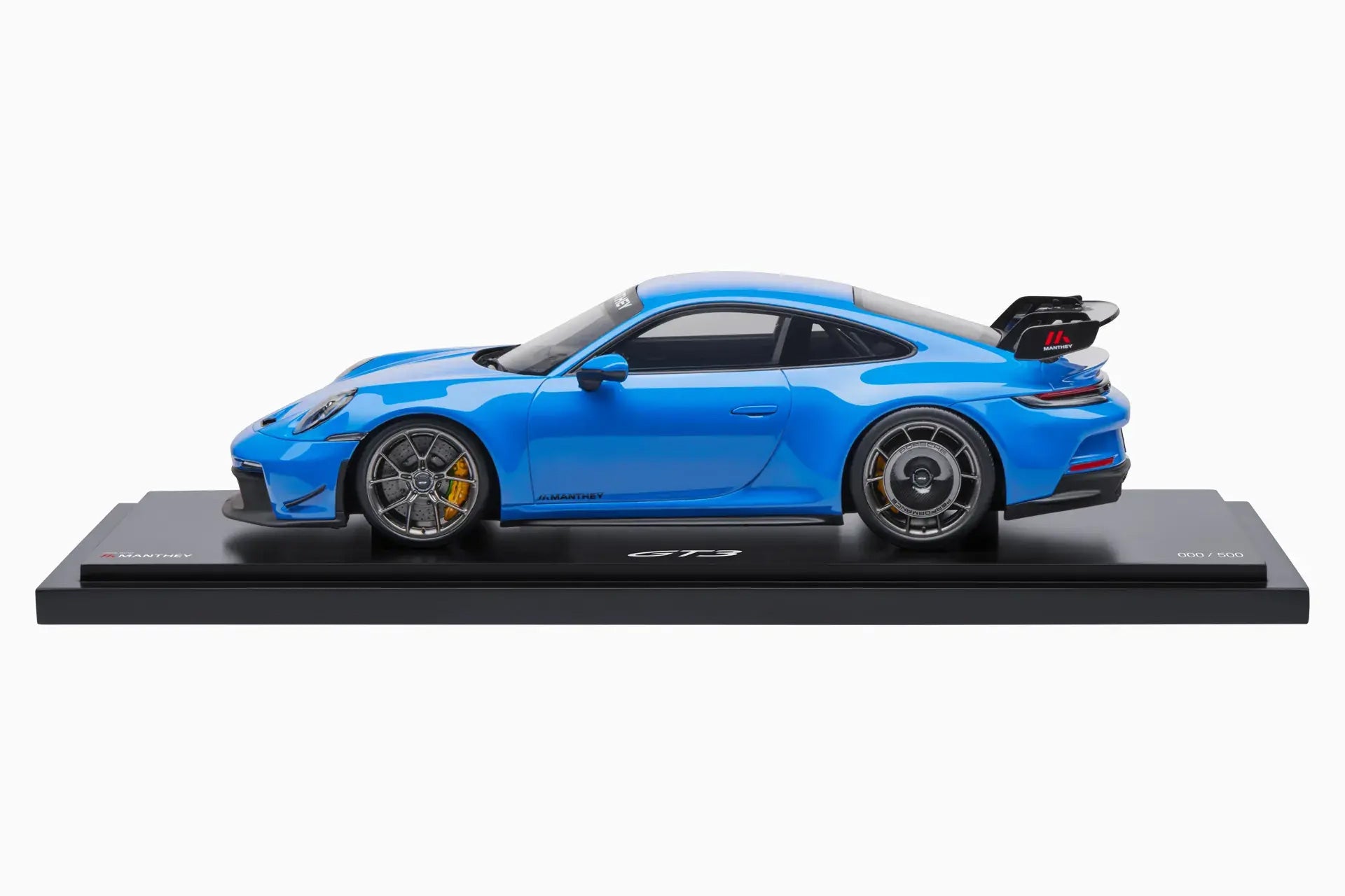 Spark 1:18 Porsche 911 992 GT3 Manthey Kit Shark Blue