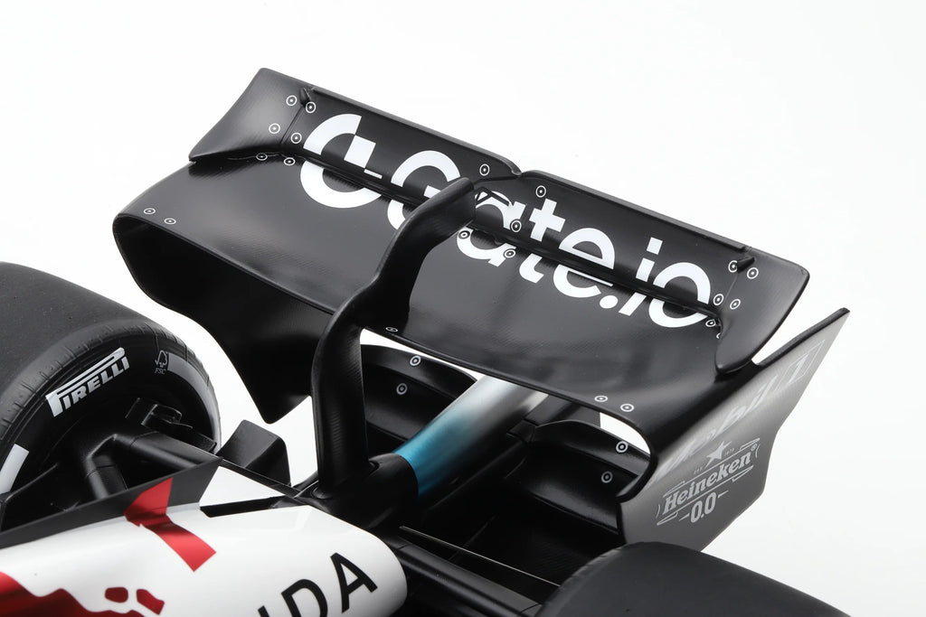 Spark 1:8 Red Bull Racing RB21 Japan GP Winner 2025 Max Verstappen