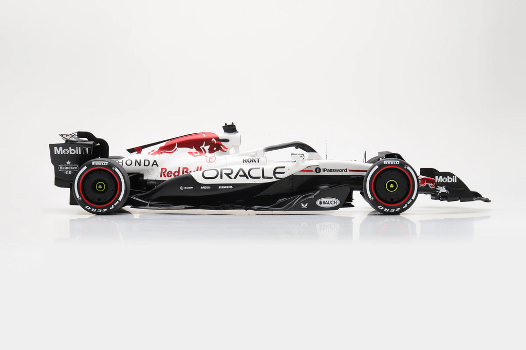 Spark 1:8 Red Bull Racing RB21 Japan GP Winner 2025 Max Verstappen