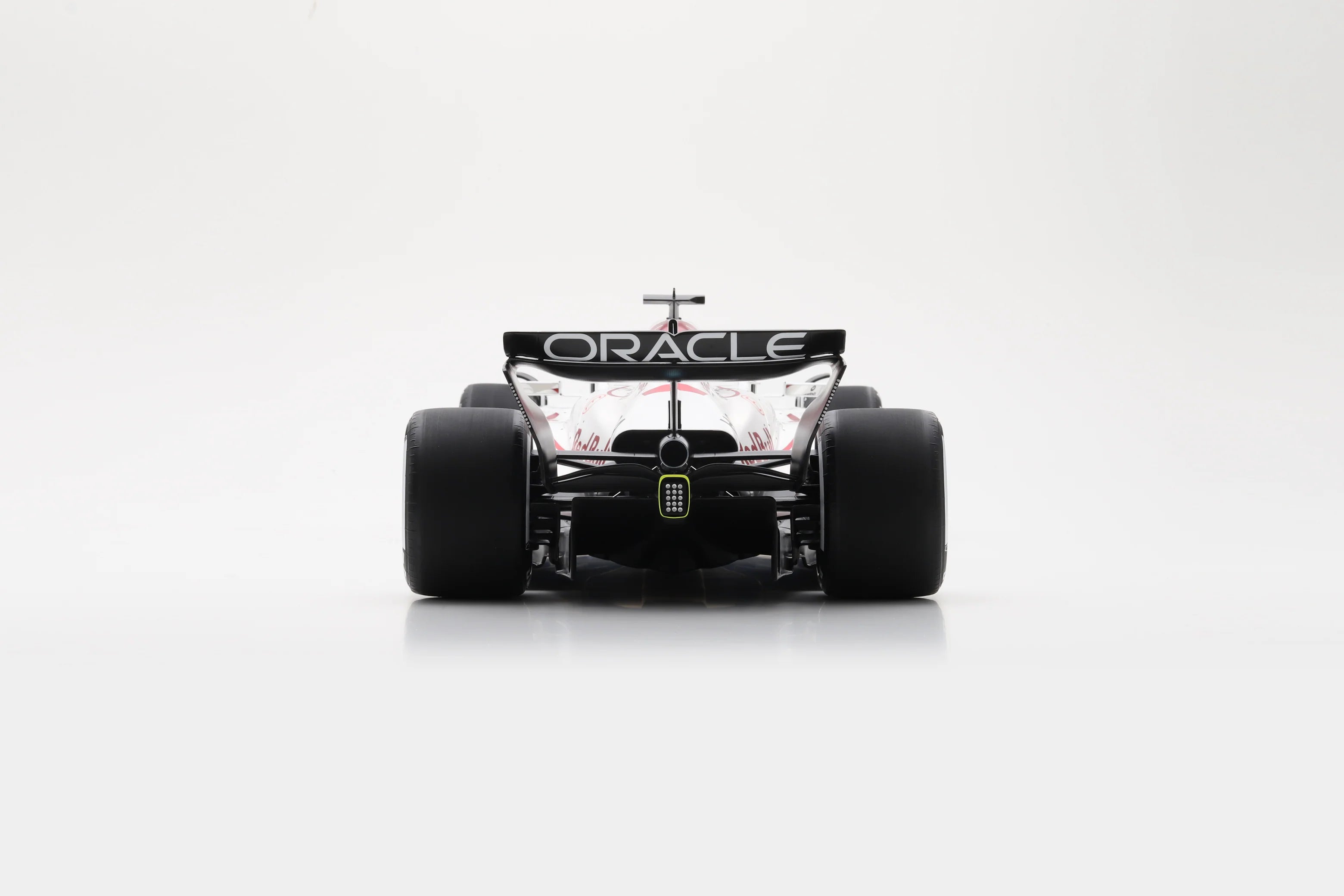 Spark 1:8 Red Bull Racing RB21 Japan GP Winner 2025 Max Verstappen