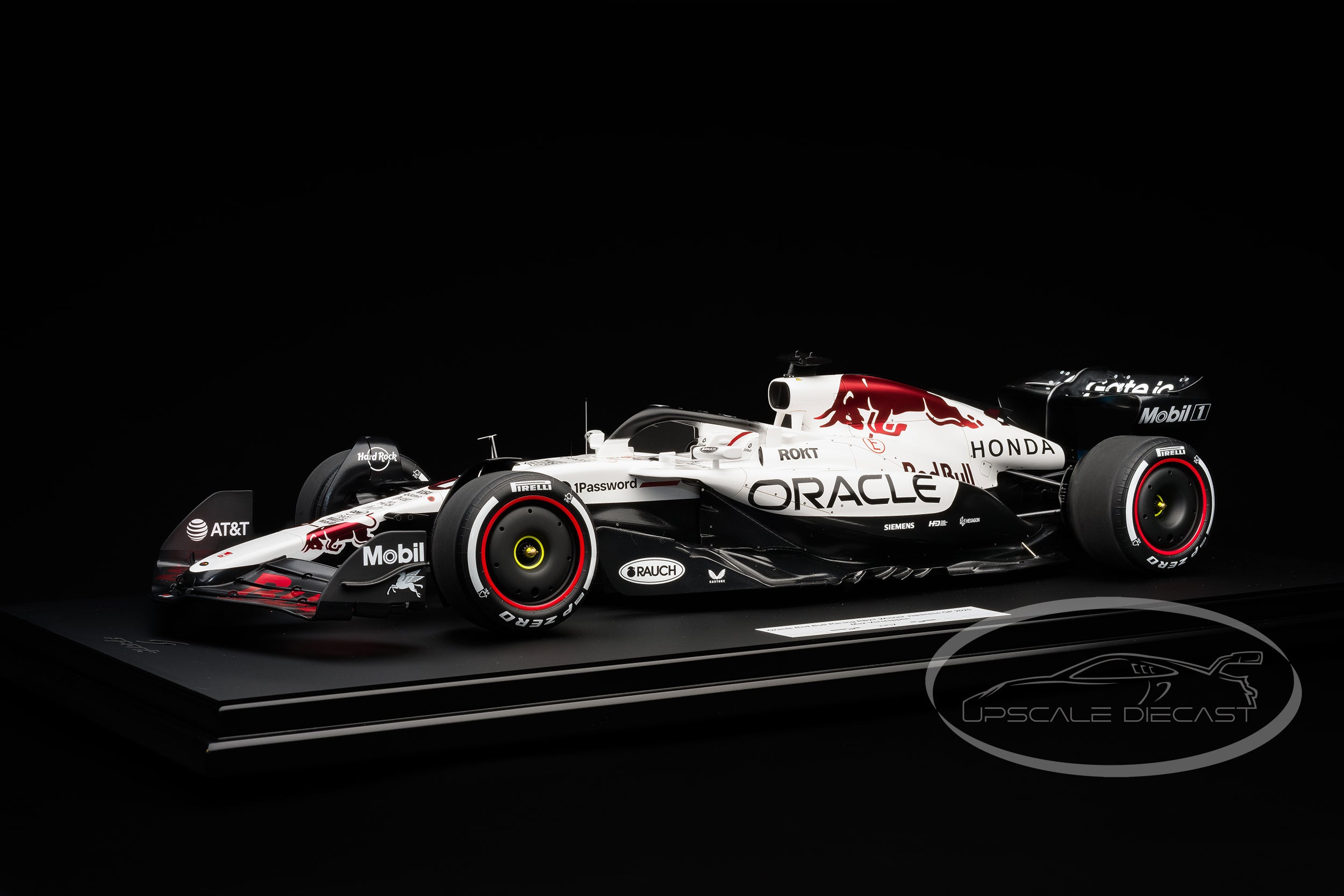 RedBull RB21 No.1 Winner 日本GP 2025 Spark 1:8 Red Bull Racing RB21 Japan GP Winner 2025 Max Verstappen