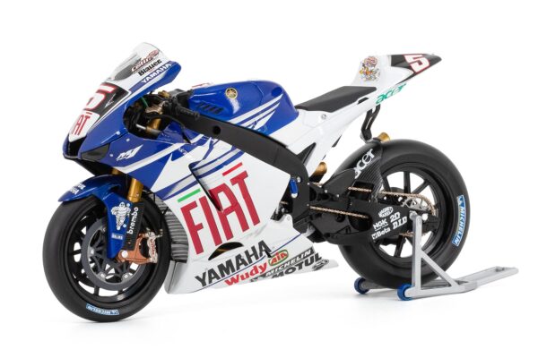 Minichamps 1:12 Yamaha YZR-M1 Colin Edwards