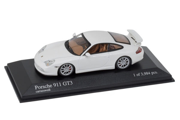 Minichamps 1:43 White Porsche 911 GT3 996
