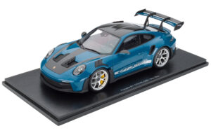 Spark 1:18 Porsche 911 GT3 RS 992 PTS Oslo Blue diecast model car limited to 125